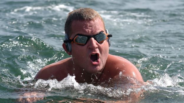 houbar-atlantic-schwemmwn1