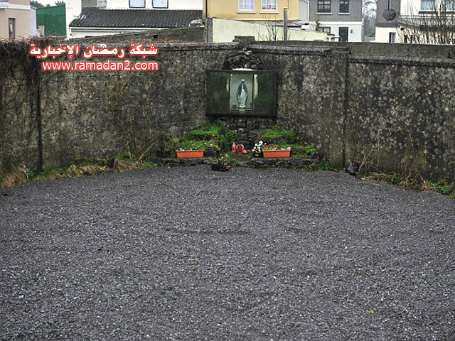 Gel-nde-Massengrabs-im