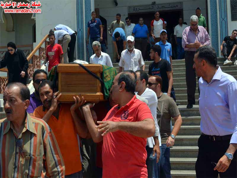 Ezzat-Al3aleily-Frau