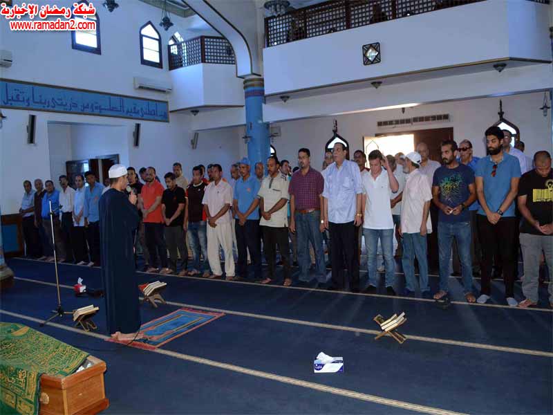 Ezzat-Al3aleily-Frau4