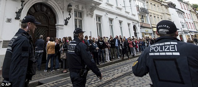 Madchen-Gewaltig-Deutschland4