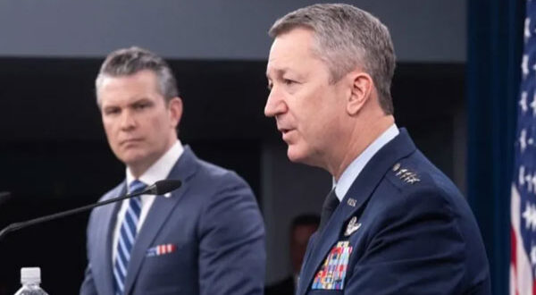 اقتباس مزيف من الإنجيل وزير الحرب الأمريكي يثير عاصفة انتقادات